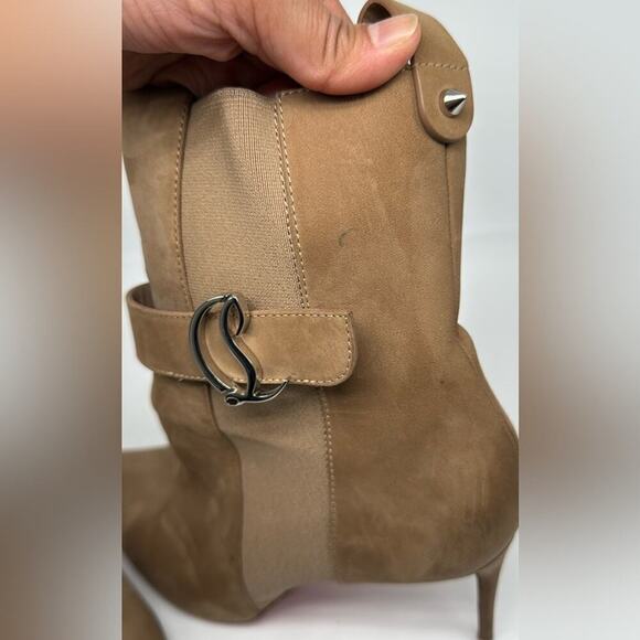 Christian Louboutin Brown/ Tan Suede leather CL chelsea Booty ankle boots EU 40 - Picture 3 of 16